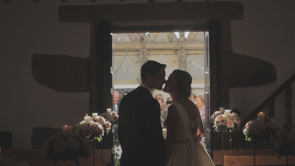Beso vídeo de boda de Malena y Antonio